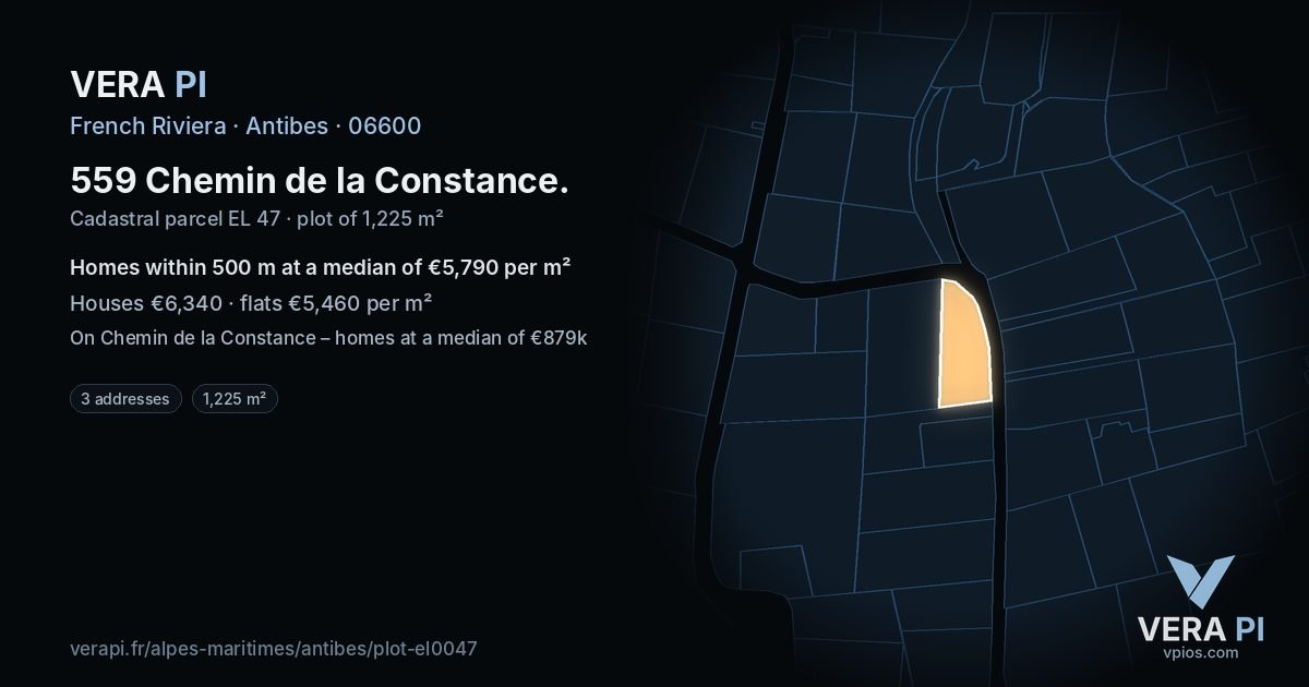 559 Chemin de la Constance, Antibes at night – the plot lit, the parcels around coloured by the prices near them