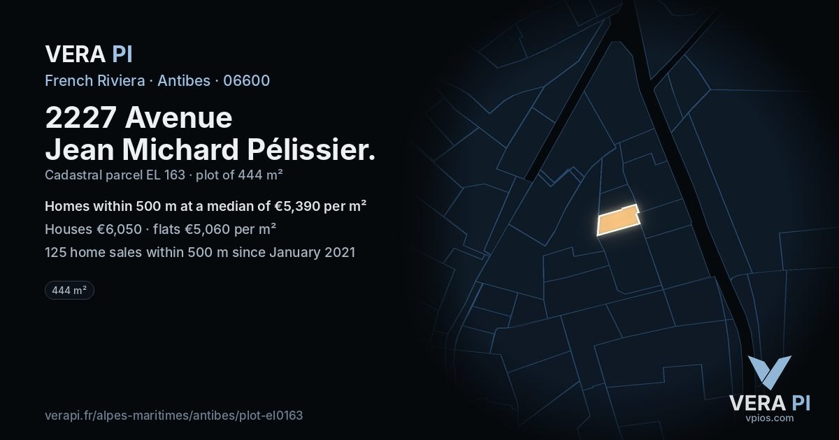 2227 Avenue Jean Michard Pélissier, Antibes at night – the plot lit, the parcels around coloured by the prices near them