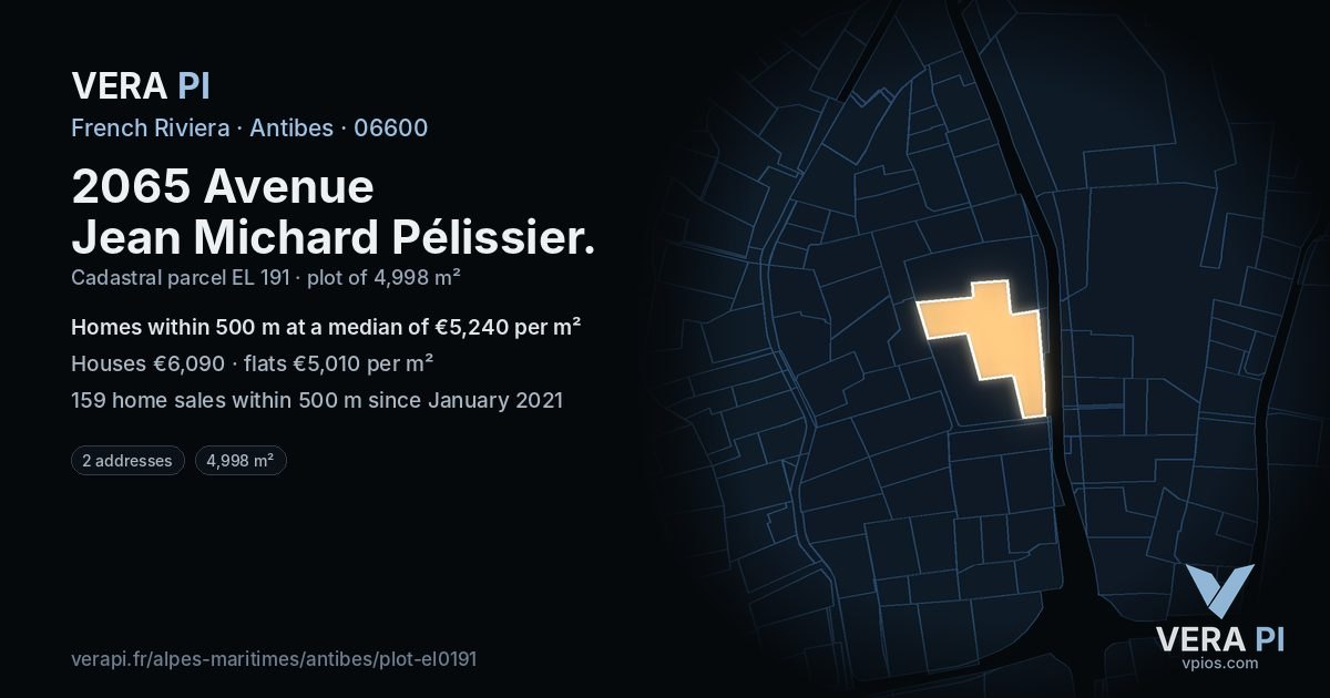 2065 Avenue Jean Michard Pélissier, Antibes at night – the plot lit, the parcels around coloured by the prices near them