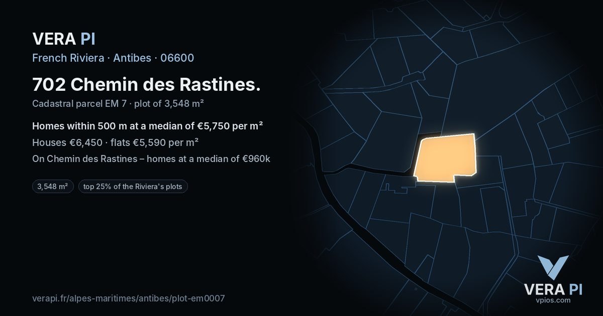 702 Chemin des Rastines, Antibes at night – the plot lit, the parcels around coloured by the prices near them