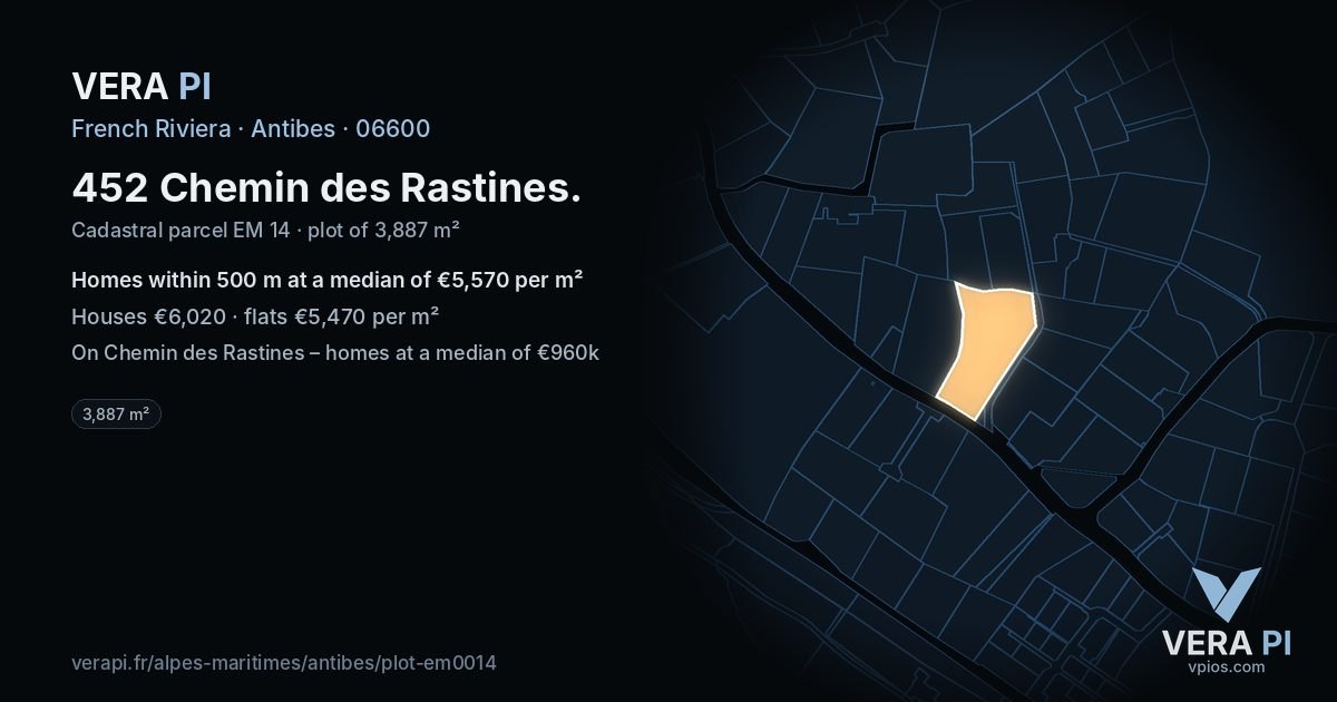 452 Chemin des Rastines, Antibes at night – the plot lit, the parcels around coloured by the prices near them