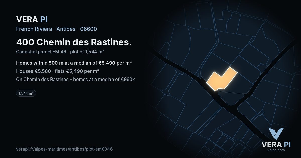 400 Chemin des Rastines, Antibes at night – the plot lit, the parcels around coloured by the prices near them
