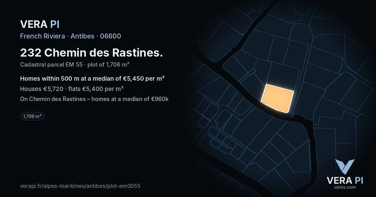 232 Chemin des Rastines, Antibes at night – the plot lit, the parcels around coloured by the prices near them