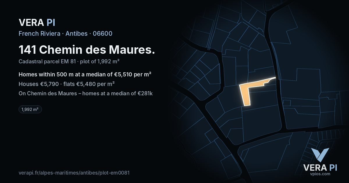 141 Chemin des Maures, Antibes at night – the plot lit, the parcels around coloured by the prices near them