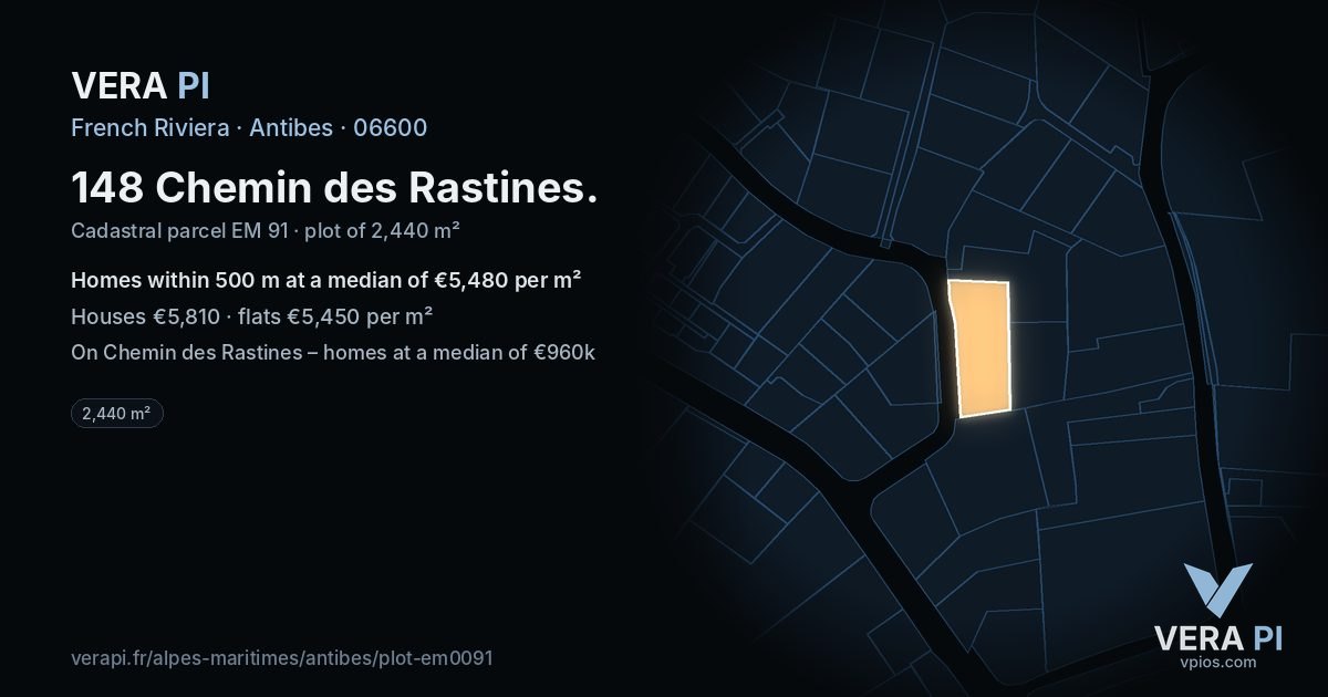 148 Chemin des Rastines, Antibes at night – the plot lit, the parcels around coloured by the prices near them