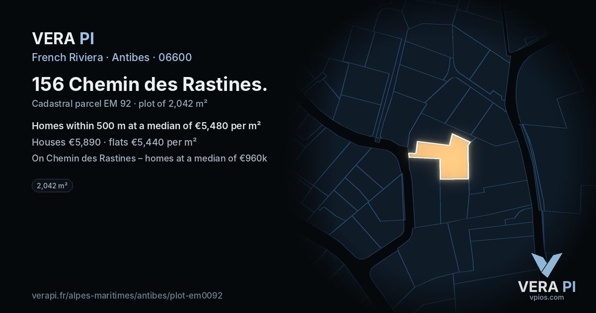 156 Chemin des Rastines, Antibes at night – the plot lit, the parcels around coloured by the prices near them