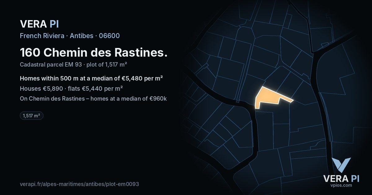 160 Chemin des Rastines, Antibes at night – the plot lit, the parcels around coloured by the prices near them