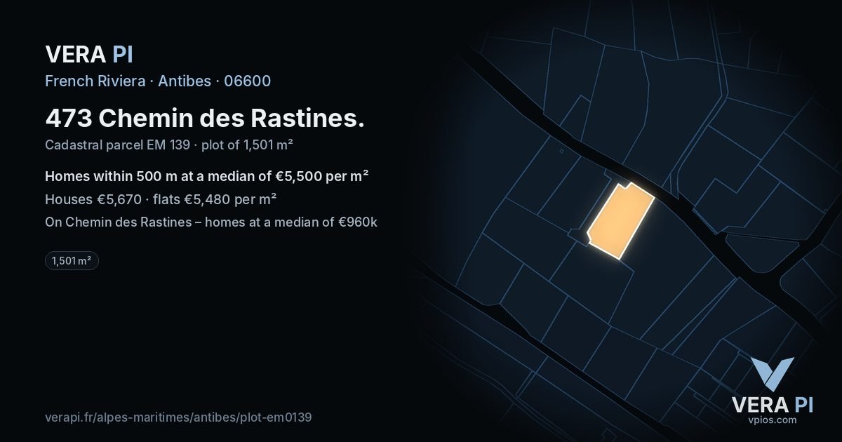 473 Chemin des Rastines, Antibes at night – the plot lit, the parcels around coloured by the prices near them