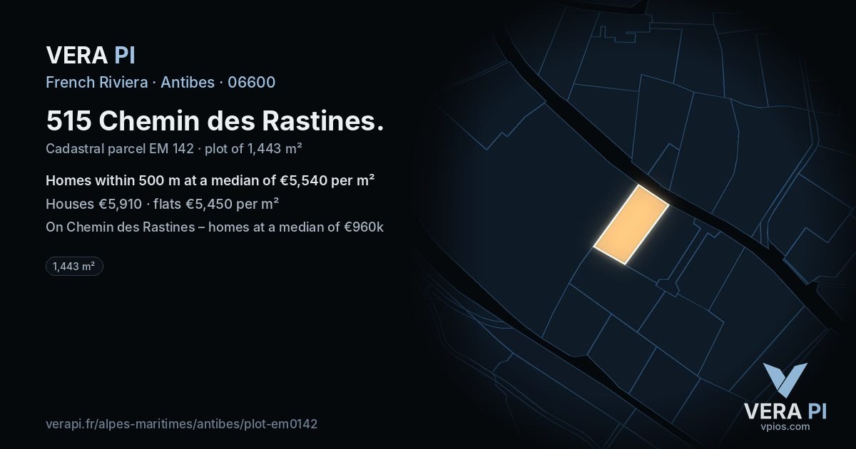 515 Chemin des Rastines, Antibes at night – the plot lit, the parcels around coloured by the prices near them