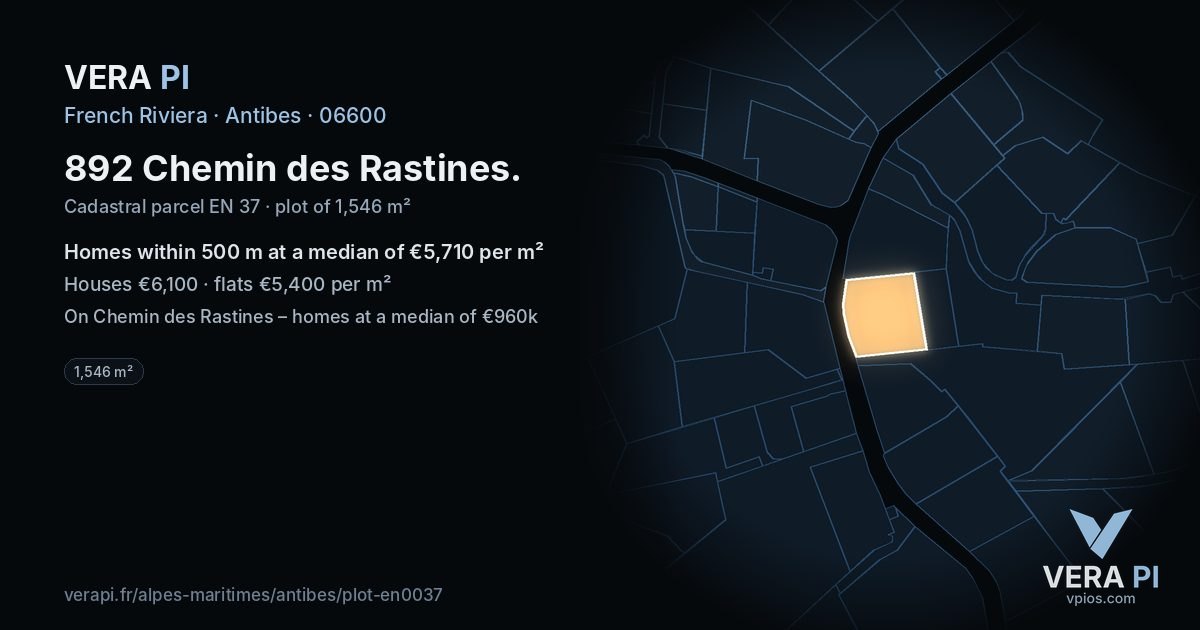892 Chemin des Rastines, Antibes at night – the plot lit, the parcels around coloured by the prices near them