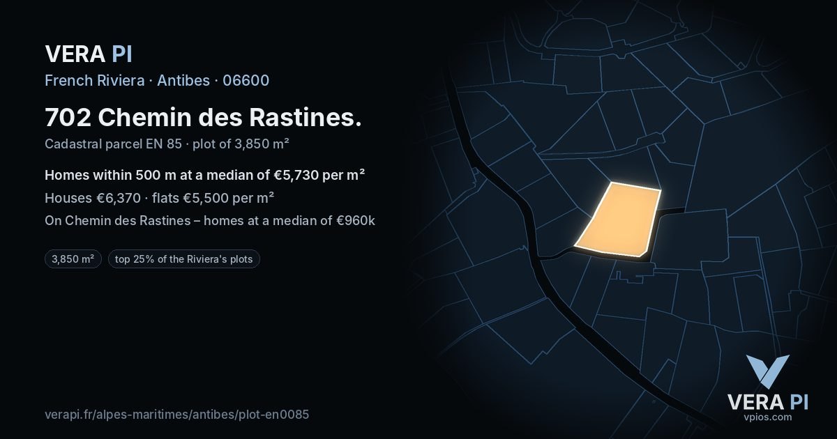 702 Chemin des Rastines, Antibes at night – the plot lit, the parcels around coloured by the prices near them