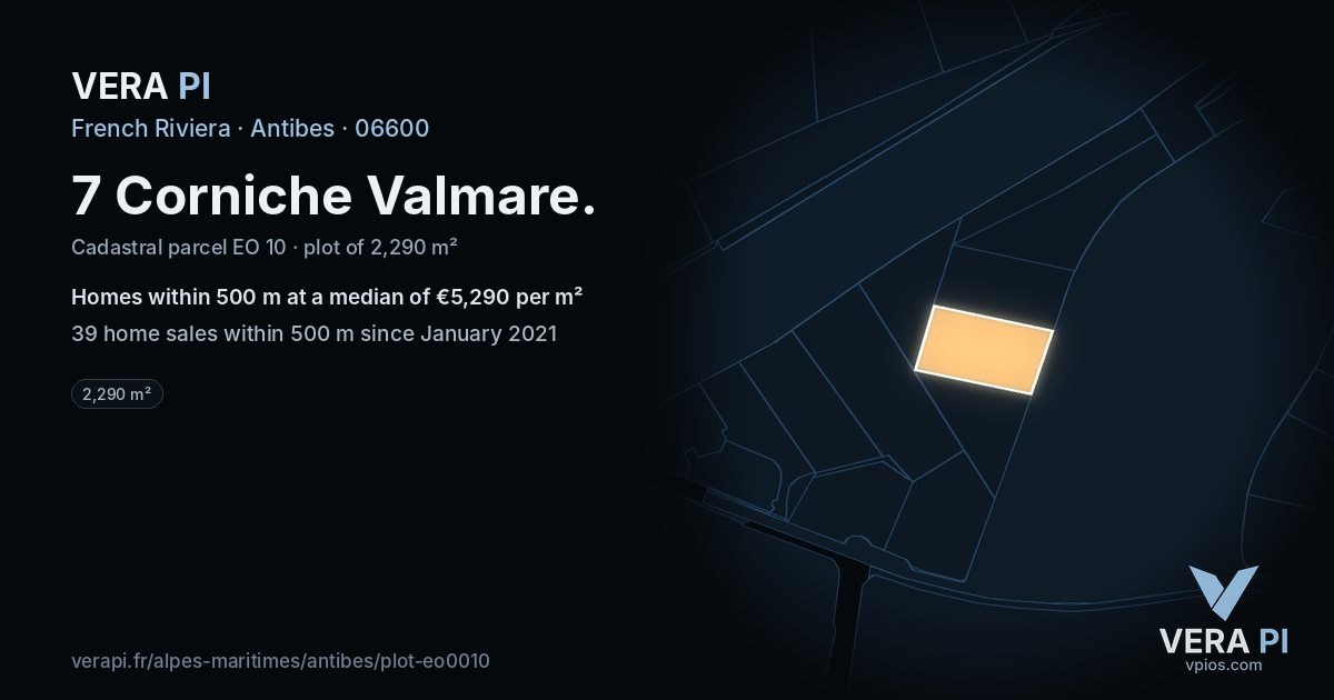 7 Corniche Valmare, Antibes at night – the plot lit, the parcels around coloured by the prices near them
