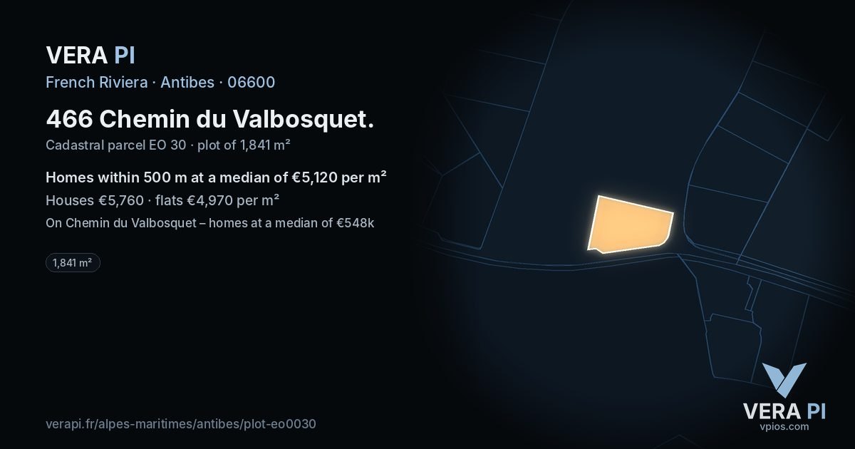 466 Chemin du Valbosquet, Antibes at night – the plot lit, the parcels around coloured by the prices near them