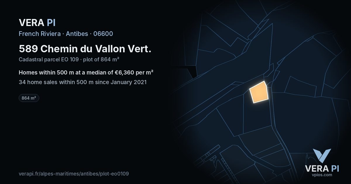 589 Chemin du Vallon Vert, Antibes at night – the plot lit, the parcels around coloured by the prices near them
