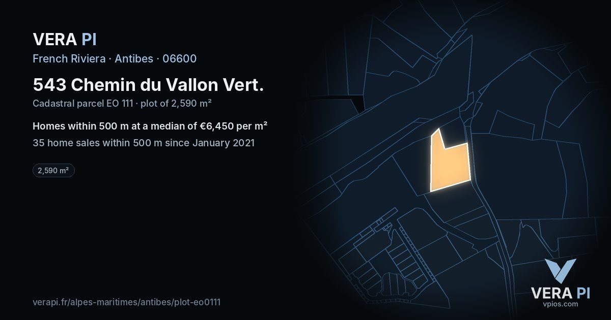 543 Chemin du Vallon Vert, Antibes at night – the plot lit, the parcels around coloured by the prices near them