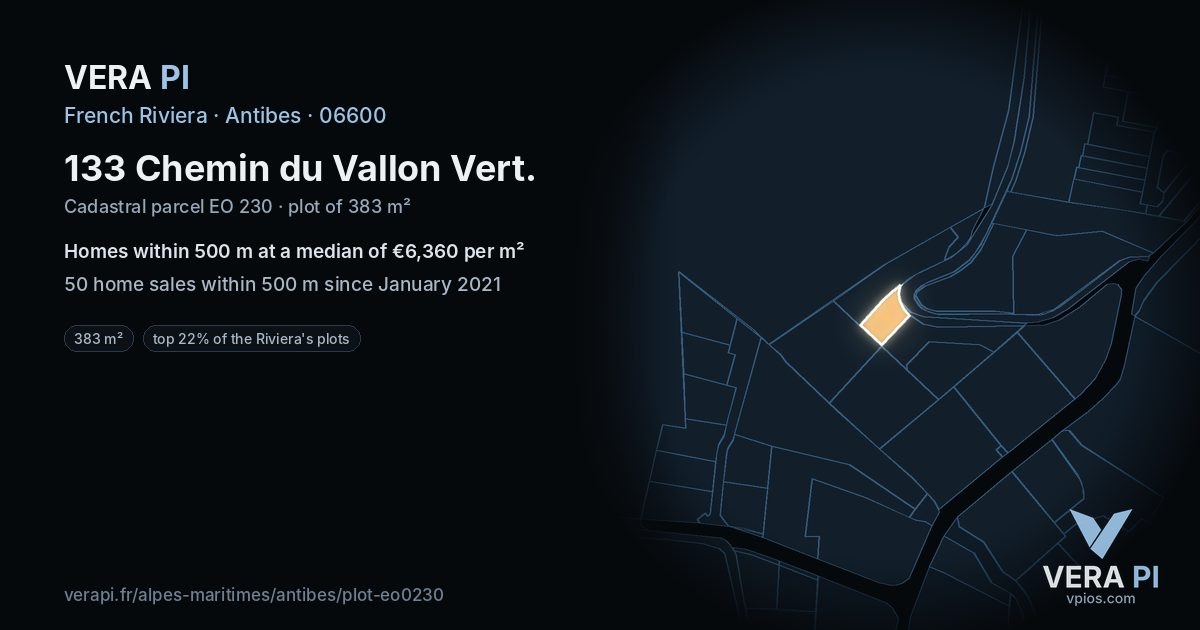 133 Chemin du Vallon Vert, Antibes at night – the plot lit, the parcels around coloured by the prices near them