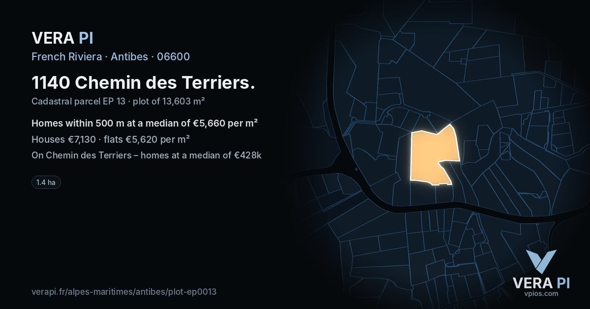 1140 Chemin des Terriers, Antibes at night – the plot lit, the parcels around coloured by the prices near them
