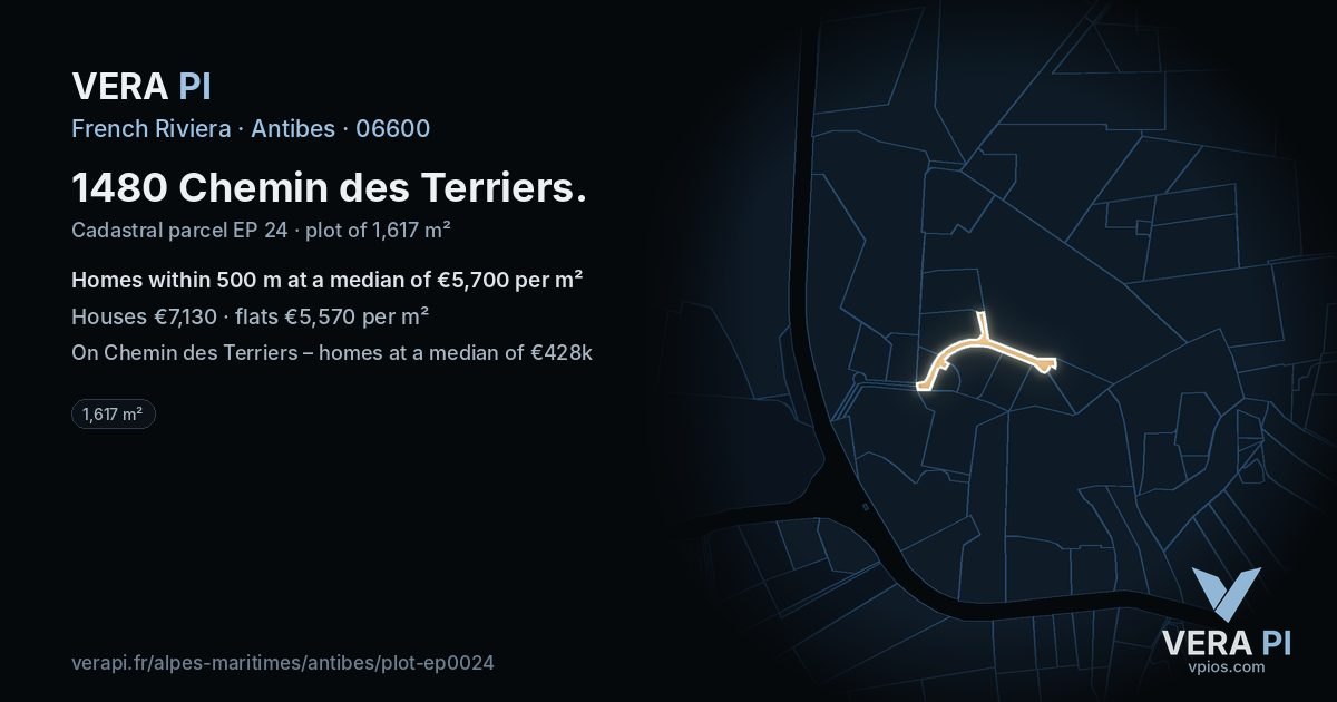 1480 Chemin des Terriers, Antibes at night – the plot lit, the parcels around coloured by the prices near them