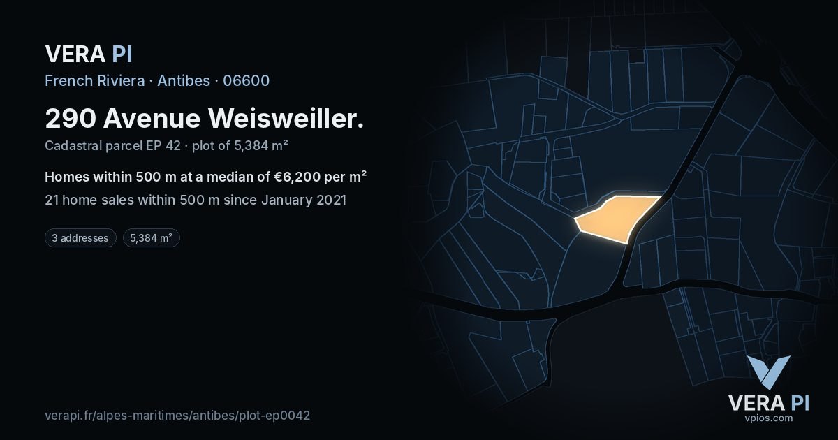 290 Avenue Weisweiller, Antibes at night – the plot lit, the parcels around coloured by the prices near them