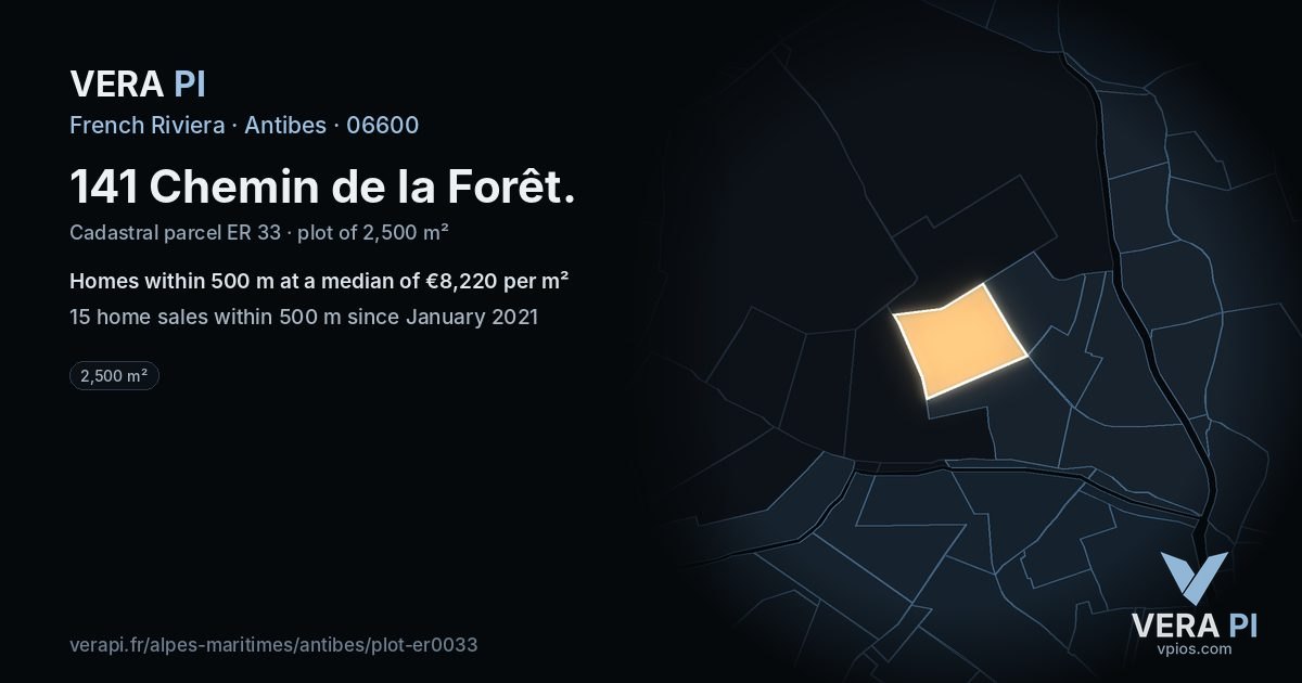 141 Chemin de la Forêt, Antibes at night – the plot lit, the parcels around coloured by the prices near them