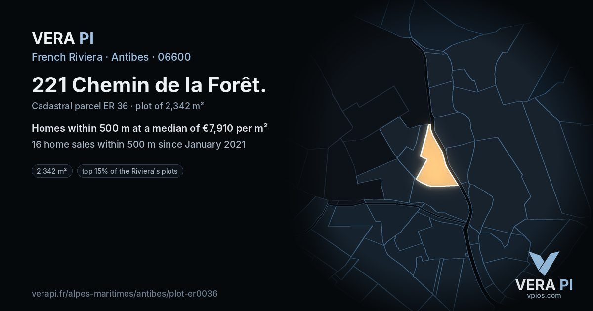 221 Chemin de la Forêt, Antibes at night – the plot lit, the parcels around coloured by the prices near them