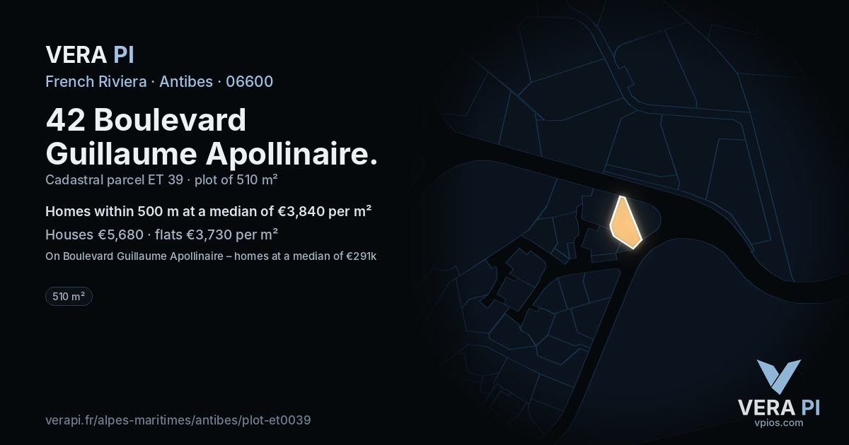 42 Boulevard Guillaume Apollinaire, Antibes at night – the plot lit, the parcels around coloured by the prices near them