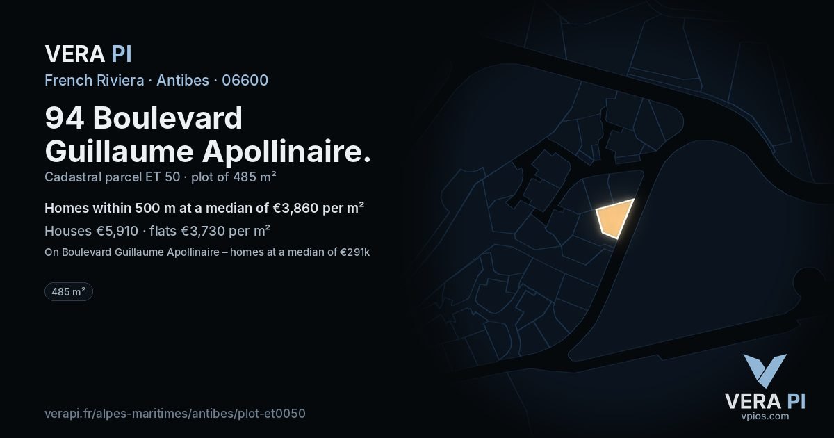 94 Boulevard Guillaume Apollinaire, Antibes at night – the plot lit, the parcels around coloured by the prices near them