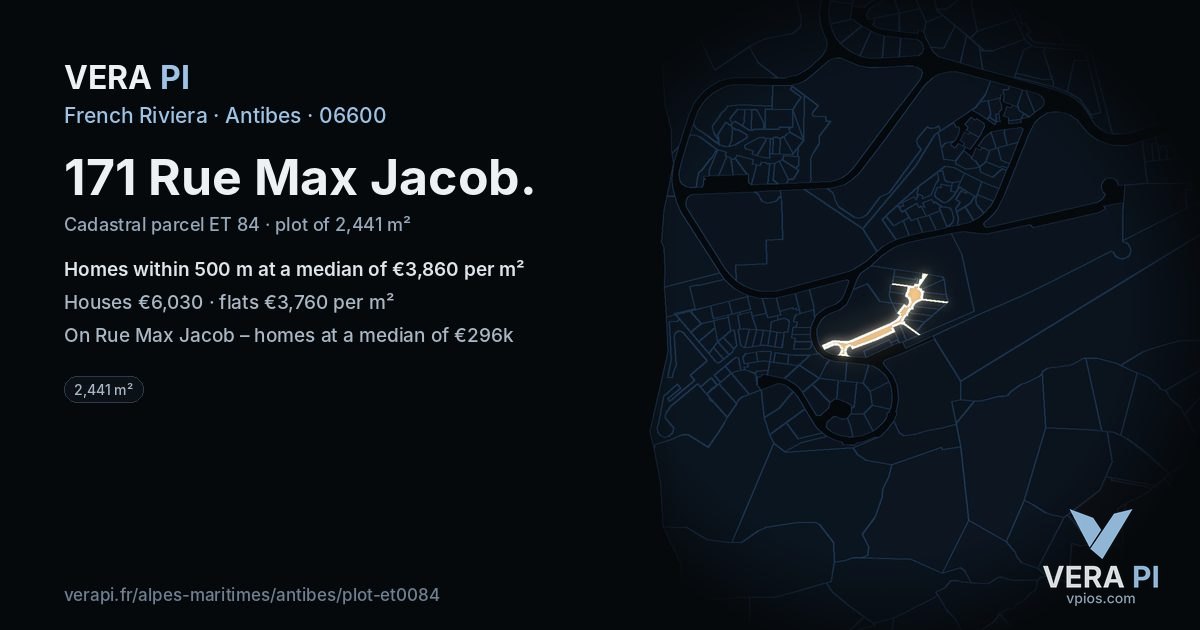 171 Rue Max Jacob, Antibes at night – the plot lit, the parcels around coloured by the prices near them