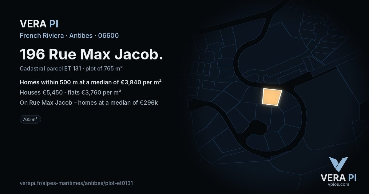 196 Rue Max Jacob, Antibes at night – the plot lit, the parcels around coloured by the prices near them