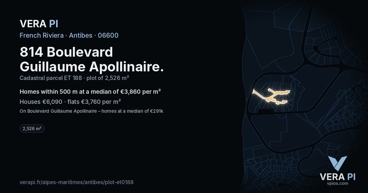 814 Boulevard Guillaume Apollinaire, Antibes at night – the plot lit, the parcels around coloured by the prices near them