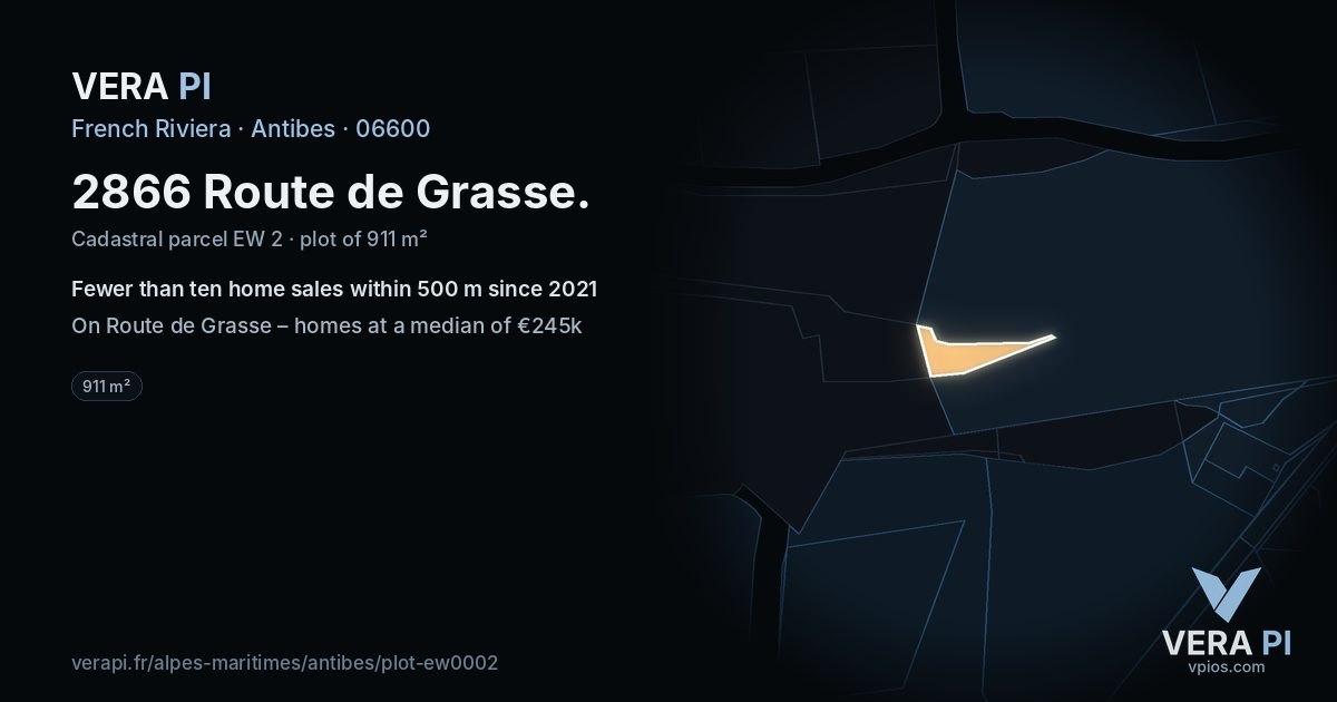2866 Route de Grasse, Antibes at night – the plot lit, the parcels around coloured by the prices near them