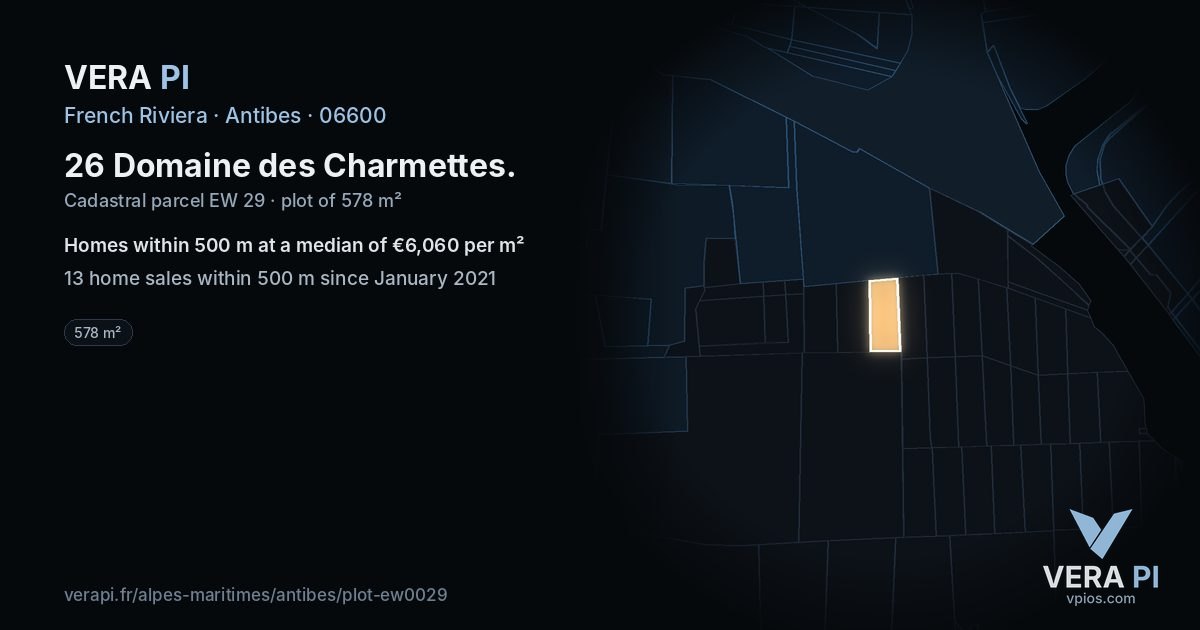 26 Domaine des Charmettes, Antibes at night – the plot lit, the parcels around coloured by the prices near them