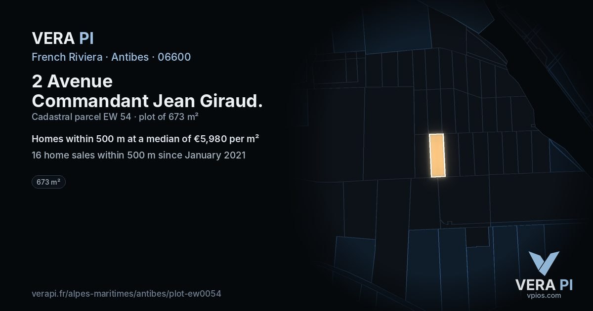 2 Avenue Commandant Jean Giraud, Antibes at night – the plot lit, the parcels around coloured by the prices near them