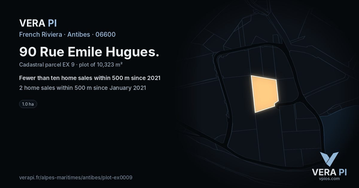 90 Rue Emile Hugues, Antibes at night – the plot lit, the parcels around coloured by the prices near them