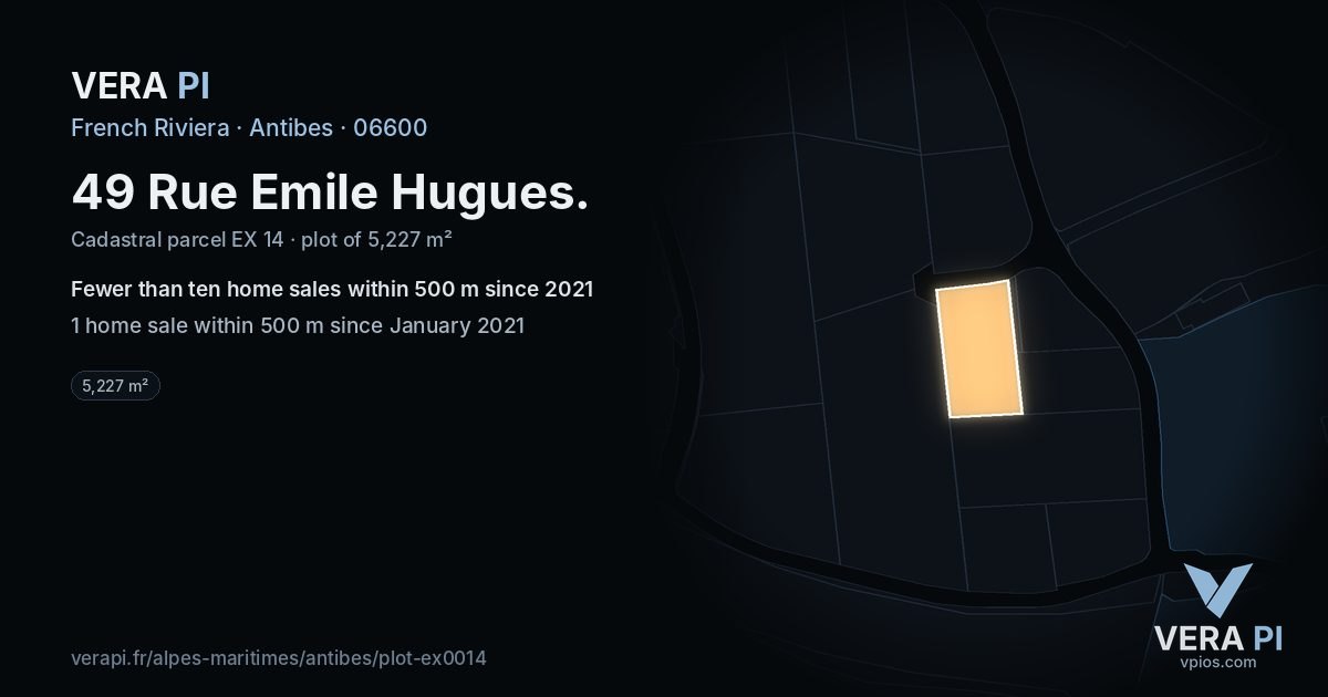 49 Rue Emile Hugues, Antibes at night – the plot lit, the parcels around coloured by the prices near them