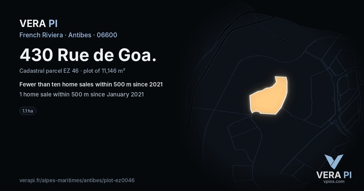 430 Rue de Goa, Antibes at night – the plot lit, the parcels around coloured by the prices near them