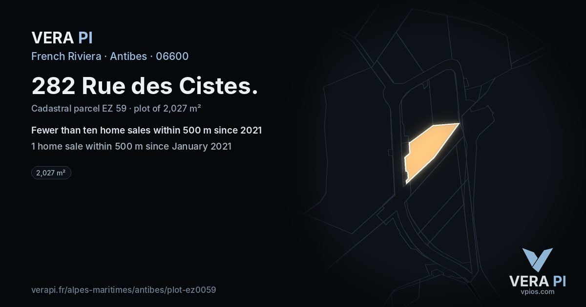 282 Rue des Cistes, Antibes at night – the plot lit, the parcels around coloured by the prices near them