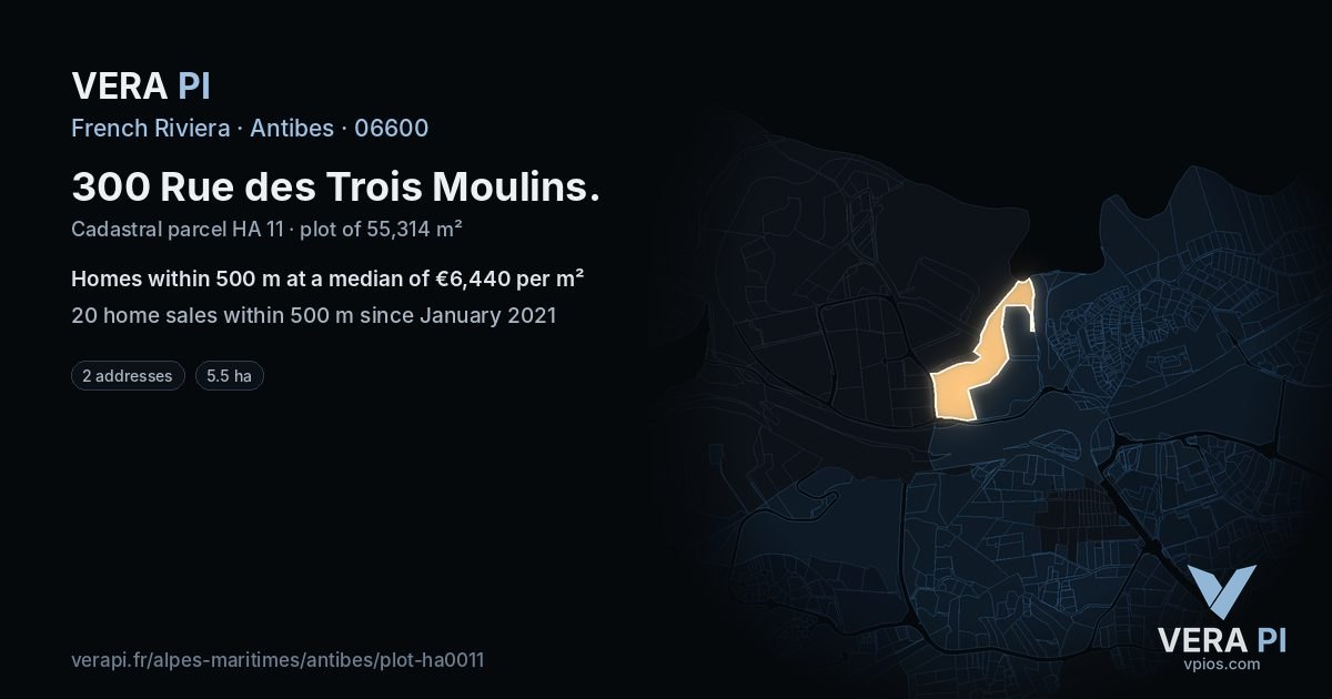 300 Rue des Trois Moulins, Antibes at night – the plot lit, the parcels around coloured by the prices near them