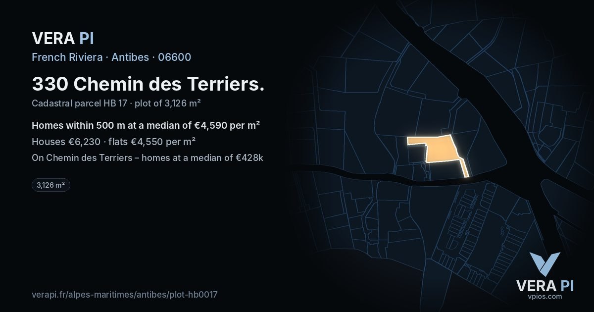 330 Chemin des Terriers, Antibes at night – the plot lit, the parcels around coloured by the prices near them