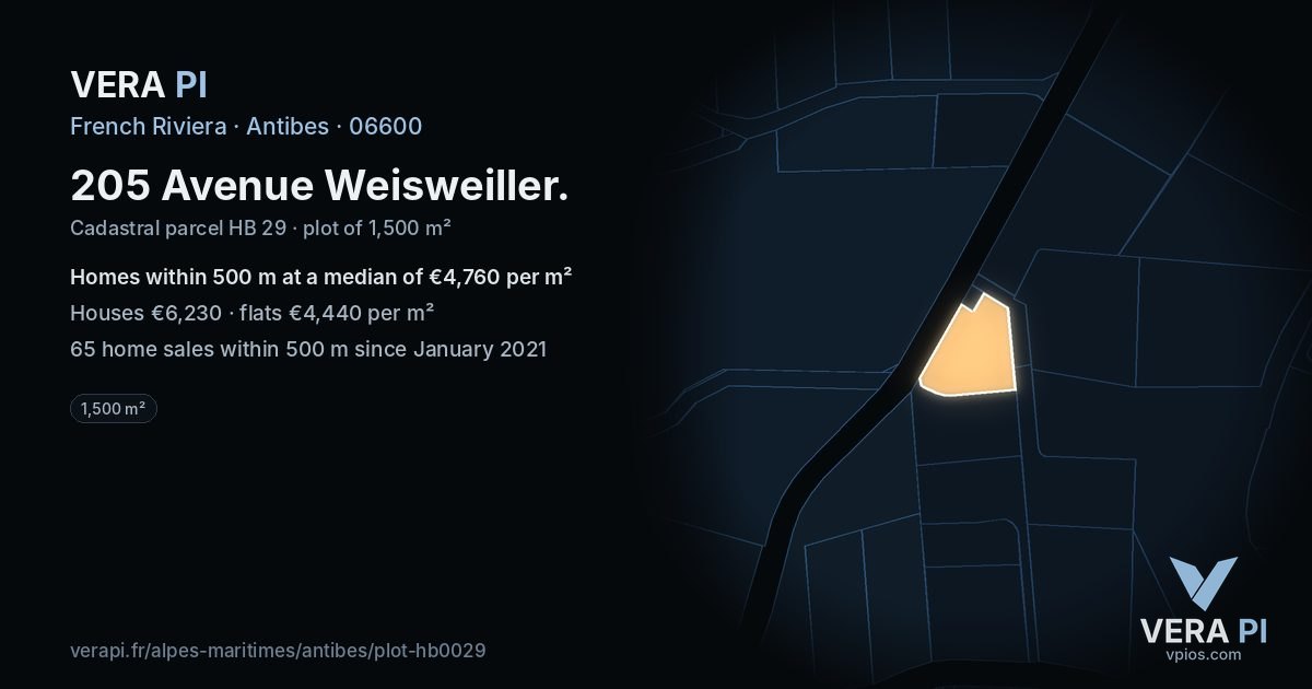 205 Avenue Weisweiller, Antibes at night – the plot lit, the parcels around coloured by the prices near them
