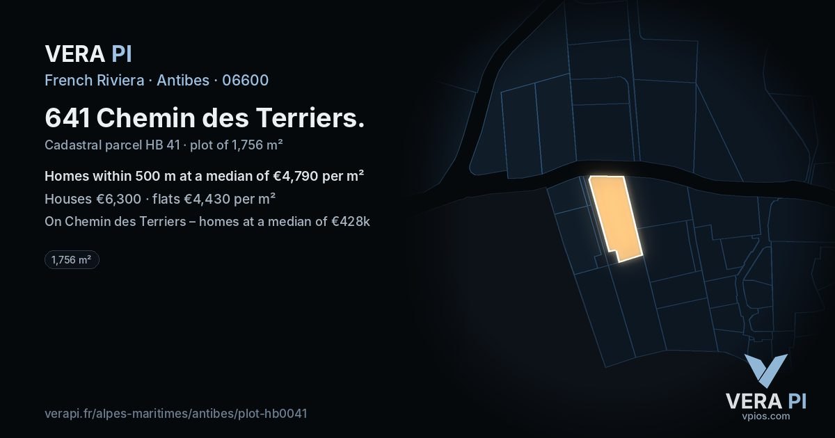 641 Chemin des Terriers, Antibes at night – the plot lit, the parcels around coloured by the prices near them