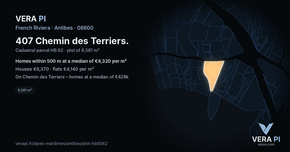 407 Chemin des Terriers, Antibes at night – the plot lit, the parcels around coloured by the prices near them