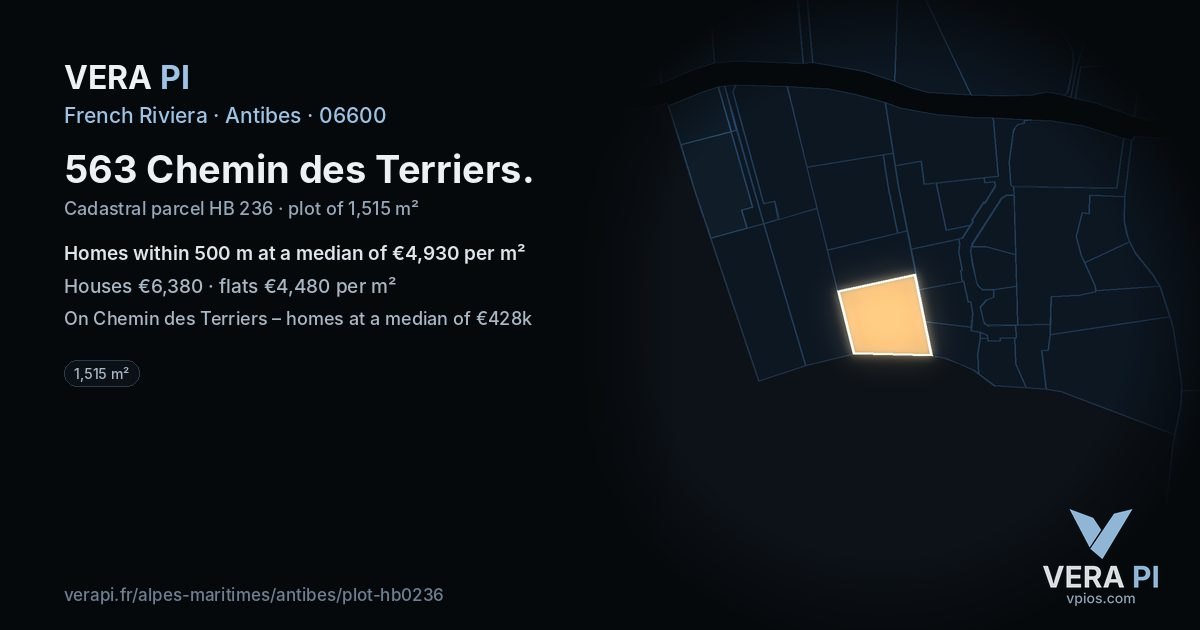 563 Chemin des Terriers, Antibes at night – the plot lit, the parcels around coloured by the prices near them