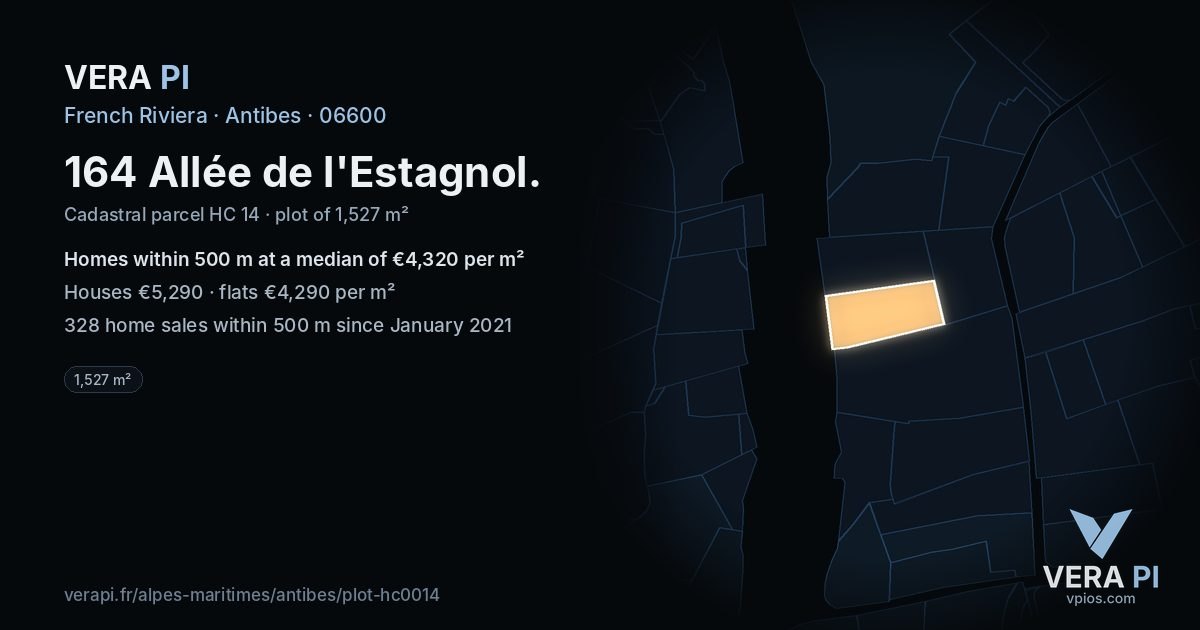 164 Allée de l'Estagnol, Antibes at night – the plot lit, the parcels around coloured by the prices near them
