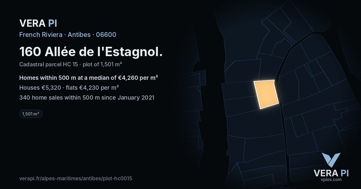 160 Allée de l'Estagnol, Antibes at night – the plot lit, the parcels around coloured by the prices near them