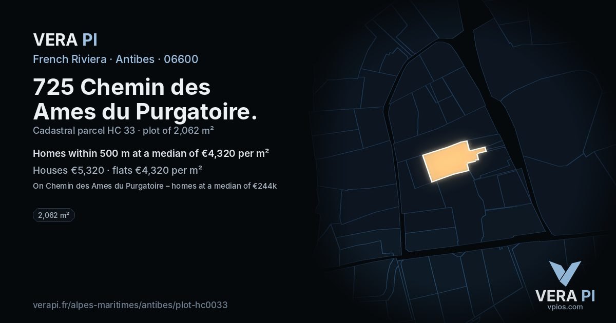 725 Chemin des Ames du Purgatoire, Antibes at night – the plot lit, the parcels around coloured by the prices near them