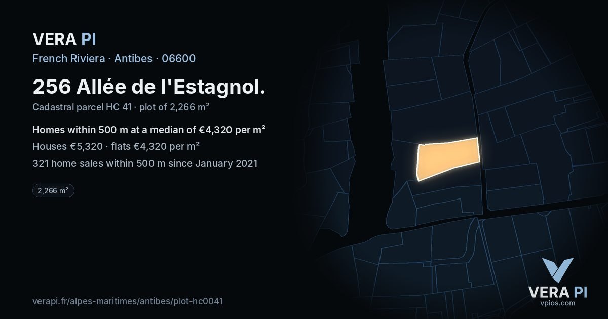 256 Allée de l'Estagnol, Antibes at night – the plot lit, the parcels around coloured by the prices near them