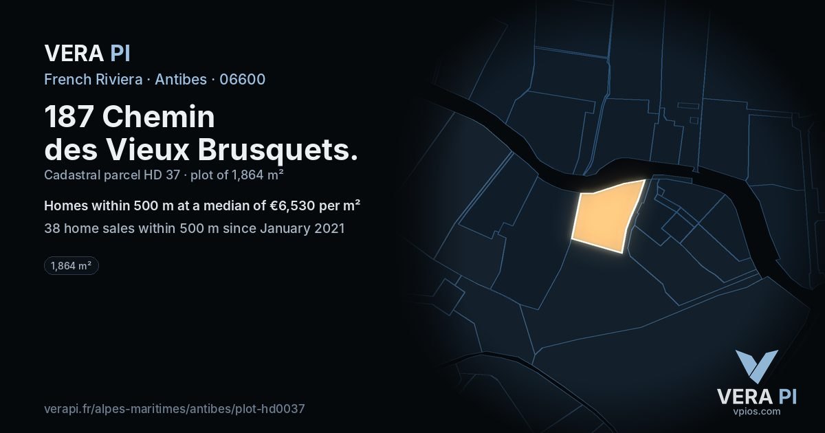 187 Chemin des Vieux Brusquets, Antibes at night – the plot lit, the parcels around coloured by the prices near them