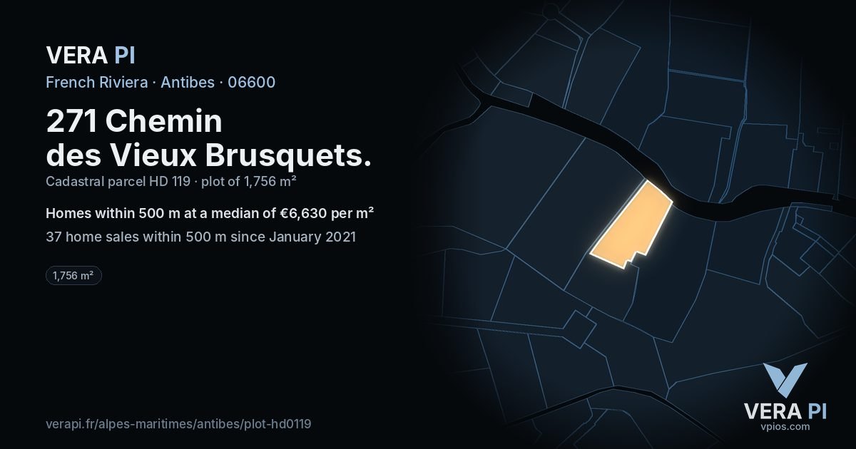 271 Chemin des Vieux Brusquets, Antibes at night – the plot lit, the parcels around coloured by the prices near them