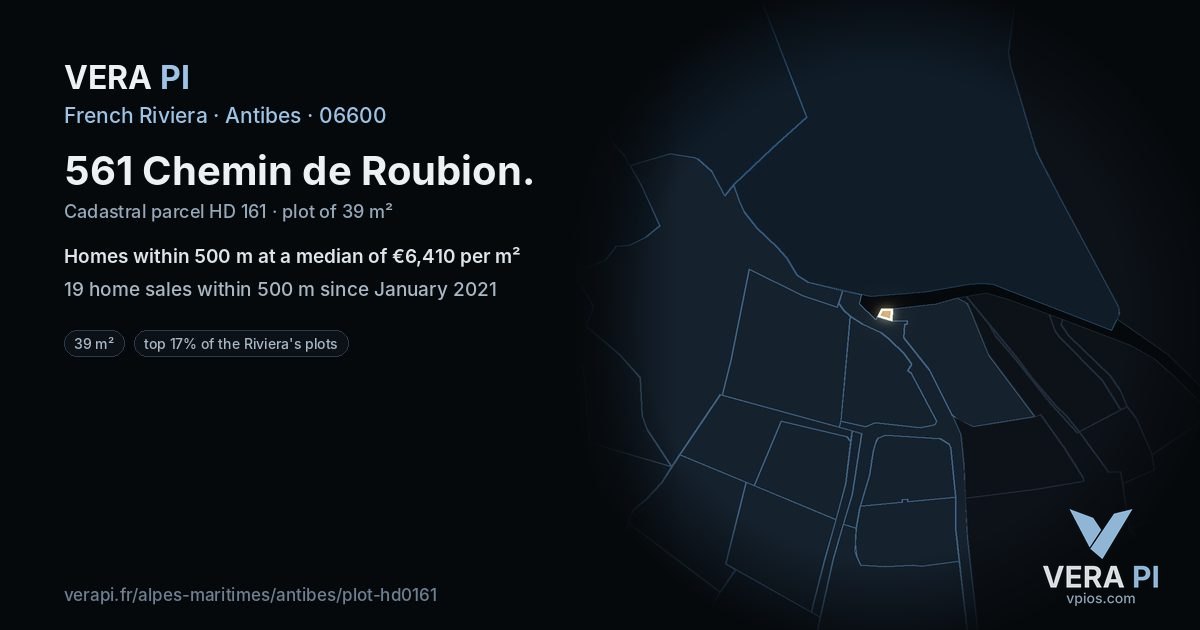 561 Chemin de Roubion, Antibes at night – the plot lit, the parcels around coloured by the prices near them